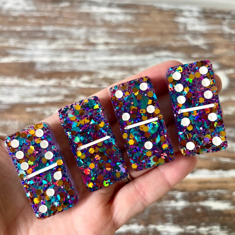 Dazzling Sparkle Glitter Resin Dominoes Game with Velvet Bag 28 pieces Glitter - Picture 3 of 10